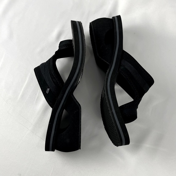Skechers Somethin' Else Platform Thong Wedge Sandals Black Size 9 - Picture 4 of 15